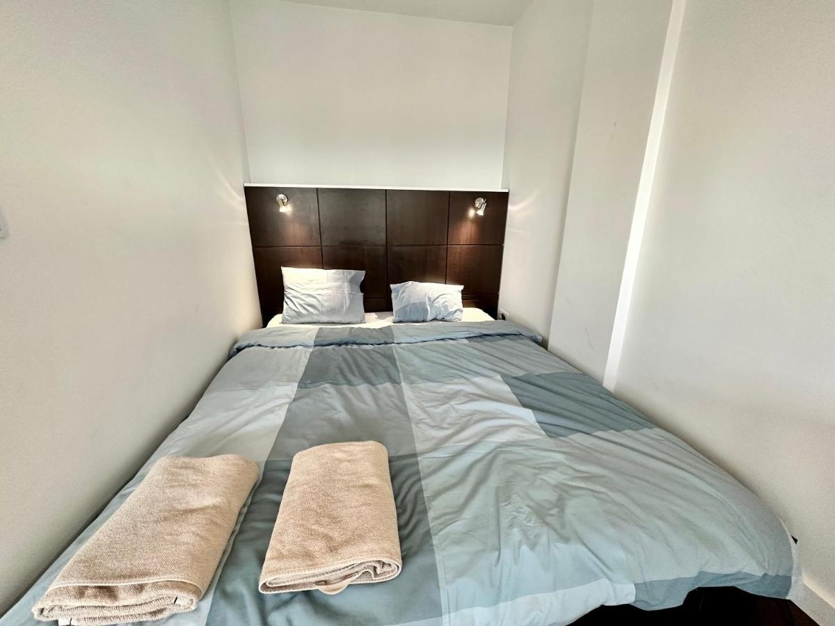 Top Metro X2 Fast Wifi 400 Mbs 70'Tv Netflix Hbo Max Appletv+ Disney+ Varsovie Extérieur photo
