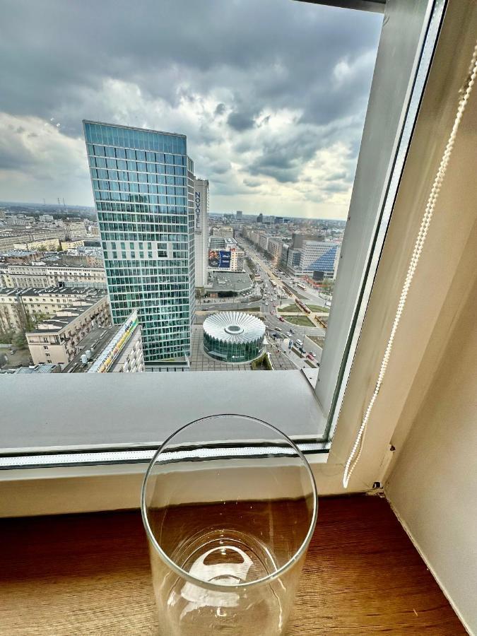 Top Metro X2 Fast Wifi 400 Mbs 70'Tv Netflix Hbo Max Appletv+ Disney+ Varsovie Extérieur photo
